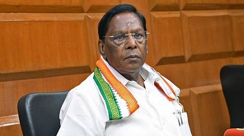 மத்திய அரசு மின் விநியோகத்தை தனியாரிடம் ஒப்படைத்தால் புதுச்சேரி மாநிலம் கண்டிப்பாக எதிர்க்கும்: முதல்வர் நாராயணசாமி உறுதி