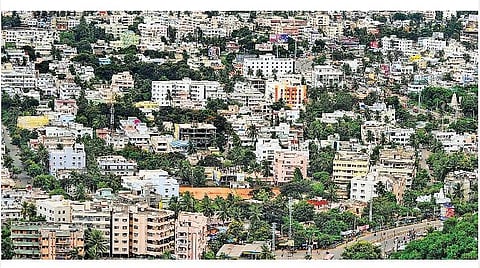 பிழைப்பதற்கு சென்னை... வாழ்வதற்கு சொந்த ஊர்