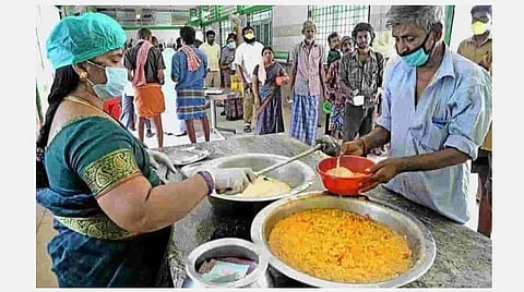 முழு ஊரடங்கு; 4 மாவட்டங்களில் அம்மா உணவகத்தில் இலவச உணவு: முதல்வர் பழனிசாமி உத்தரவு