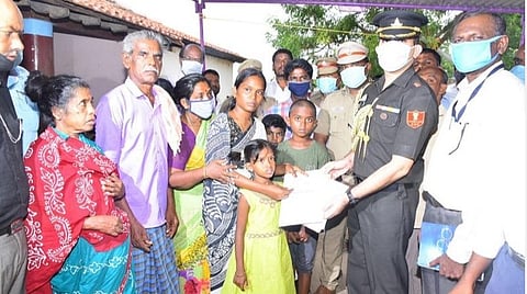 ராணுவ வீரர் பழனியின் குடும்பத்திற்கு தமிழக ஆளுநர் ரூ.20 லட்சம் நிதியுதவி