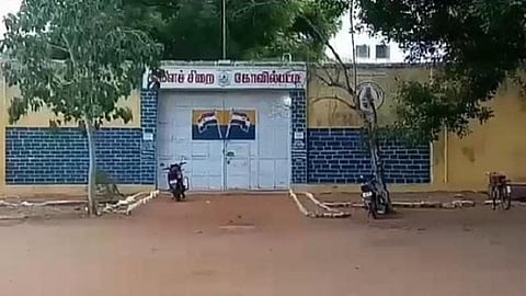 கோவில்பட்டி கிளைச் சிறையில் மேலும் ஒரு கைதிக்கு திடீர் உடல்நலக்குறைவு: மருத்துவமனையில் அனுமதி
