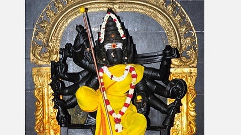 குலதெய்வ வழிபாட்டை மறக்காதீங்க! 