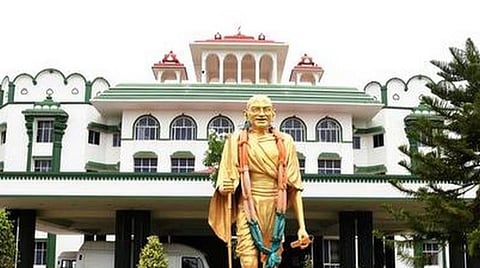 தென்காசி மீன் வியாபாரி தற்கொலை விவகாரம்: ஆலங்குளம் எஸ்.பி விசாரிக்க உயர் நீதிமன்றம் உத்தரவு