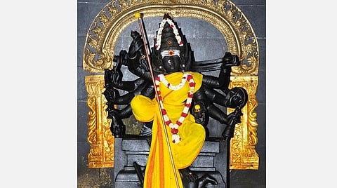 தீய சக்தியை விரட்டும் ஸ்லோகம்; துர்கைக்கு எலுமிச்சை தீபம்! 