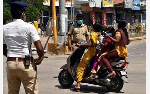 மதுரை நகருக்குள் நுழைய இ-பாஸ் தேவையில்லை: மாவட்ட ஆட்சியர் தகவல்