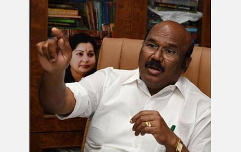 துப்பாக்கி கலாச்சாரத்தை நோக்கி திமுக சென்றுவிட்டது: அமைச்சர் டி.ஜெயக்குமார் குற்றச்சாட்டு