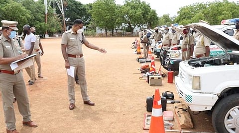 நெடுஞ்சாலை ரோந்து போலீஸார் விழிப்புடன் பணியாற்ற வேண்டும்: தூத்துக்குடி எஸ்பி அறிவுரை