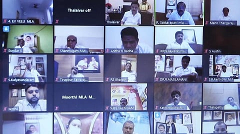 காணொலிக் காட்சி மூலம் நடைபெற்ற திமுக மாவட்டச் செயலாளர்கள், எம்எல்ஏக்கள், எம்.பி.க்கள் கூட்டம்.