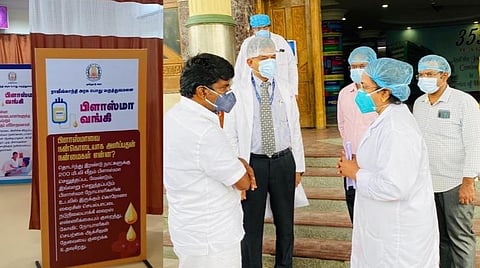 தமிழகத்தில் முதல் முறையாக பிளாஸ்மா வங்கி; ராஜீவ்காந்தி அரசு பொது மருத்துவமனையில் திறப்பு: பிளாஸ்மா தானம் செய்த எம்எல்ஏ