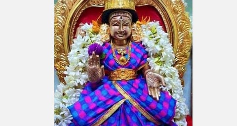 ஆடிப்பூரத்தில்...வளையல் வழங்குங்கள்; சுபிட்சம் நிச்சயம்! 