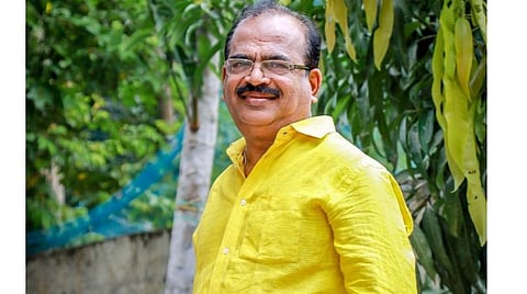 சொல்லரங்க மேடைகள் இப்போதைக்கு அமையாது என்பதால் சொல்காப்பியம் யூடியூப் சேனல் தொடங்கிய நாஞ்சில் சம்பத்!
