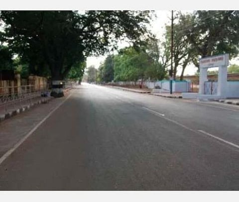 தஞ்சையில் முழு ஊரடங்கு: தடையை மீறுவோர் வாகனங்கள் பறிமுதல்
