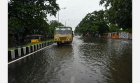 ஆக.4-ல் வங்கக்கடலில் குறைந்த காற்றழுத்தத் தாழ்வுப் பகுதி உருவாக வாய்ப்பு: வானிலை ஆய்வு மையம் தகவல் 