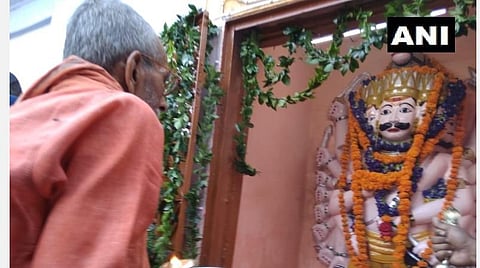 ராமர் கோயில் பூமி பூஜையைக் கொண்டாடும் ராவணன் கோயில் பூசாரி 