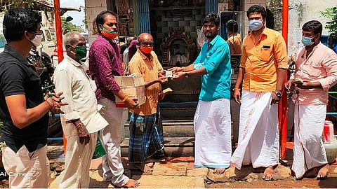 ராமர் கோயில் அடிக்கல் நாட்டு விழா: கோவில்பட்டியில் பாஜக இனிப்பு வழங்கி கொண்டாட்டம்