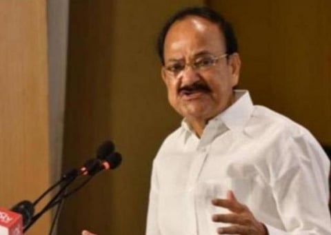 இந்தியாவின் உள்விவகாரங்களில் கருத்து தெரிவிக்க வேண்டாம்: அண்டை நாடுகளுக்கு வெங்கய்ய நாயுடு அறிவுறுத்தல்