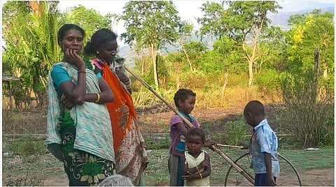இயற்கையோடு இணைந்து வாழ்வதால் கரோனாவை வெல்லும் பூர்வகுடிகள்: இன்று சர்வதேச பழங்குடிகள் தினம்