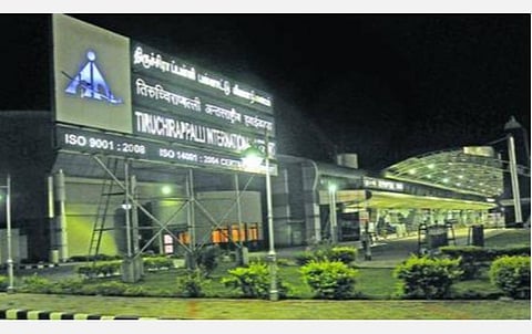 இந்தியாவின் 2-ம் நிலை நகரங்களில் அதிக அளவாக வெளிநாடுகளில் இருந்து 118 விமானங்களை கையாண்ட திருச்சி விமான நிலையம்: ‘வந்தே பாரத்’ திட்டம் தொடங்கிய 100 நாட்களில் சாதனை
