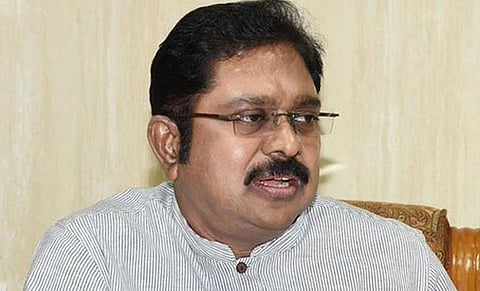 கரோனா பாதிப்பின் வீரியம் குறையாத சென்னையில்  மதுக்கடைகளைத் திறப்பதா?- டிடிவி தினகரன் கண்டனம்