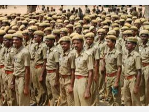 தரவரிசைப் பட்டியலில் இடம்பெற்றுள்ள 10,000 பேருக்கும் காவல் பணி வழங்குக: பண்ருட்டி வேல்முருகன் வலியுறுத்தல் 