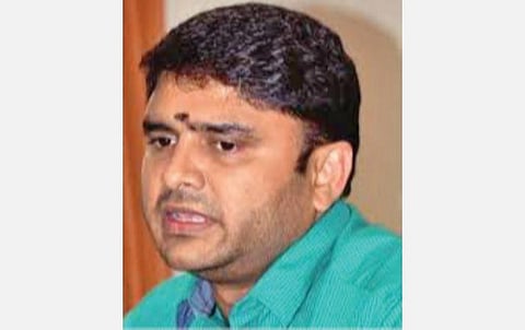 அனைத்து மாவட்ட மக்களும் அத்தியாவசிய தேவை இருந்தால் மட்டும் சென்னை வர இ-பாஸ் பெறுங்கள்: மாநகராட்சி ஆணையர் வேண்டுகோள்