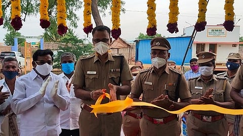 நாட்டு வெடிகுண்டு தயாரித்தால் கடும் நடவடிக்கை: தூத்துக்குடி மாவட்ட எஸ்.பி. எச்சரிக்கை