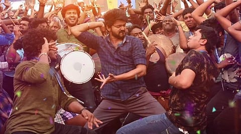'மாஸ்டர்' அப்டேட்: ரசிகர்களை குஷிப்படுத்த ப்ளூப்பர்ஸ்