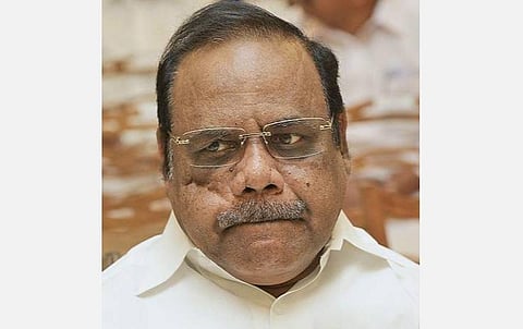 ஓபிஎஸ் உட்பட11 எம்எல்ஏக்களிடம் காணொலி காட்சி மூலம் பேரவைத் தலைவர் தனபால் இன்று விசாரணை
