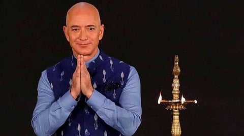 உலக வரலாற்றில் 200 பில்லியன் டாலர் சொத்து மதிப்புடைய முதல் நபரானார் அமேசான் நிறுவனர்