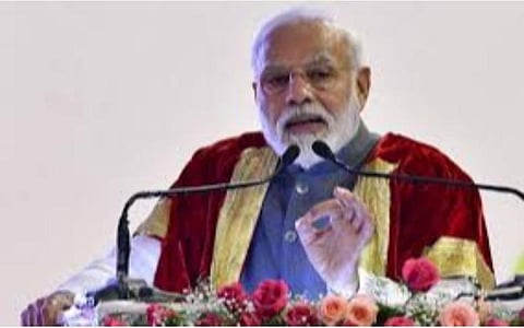 ‘‘வரலாற்றுடனான நமது இணைப்பை ஆசிரியர்கள் தவிர யாரால் பலப்படுத்த முடியும்’’ - பிரதமர் மோடி ட்வீட் 