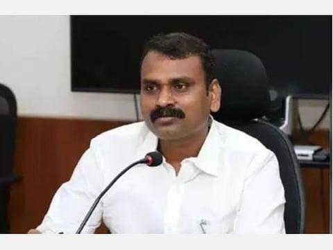 பிரதம மந்திரி வேளாண்மை உதவித் திட்டத்தில் மோசடி; மாவட்ட ஆட்சியர்களிடம் நாளை பாஜக மனு: எல்.முருகன் தகவல் 