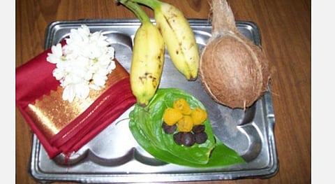 மகாளயபட்ச செவ்வாய்க்கிழமை; இறந்த பெண்களை வழிபடுங்கள்;வீட்டின் எல்லை தெய்வமாக காப்பார்கள்! 