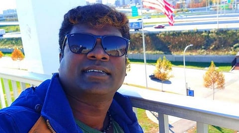 வடிவேல் பாலாஜியின் உடல் நல்லடக்கம்: சின்னத்திரை நடிகர்கள், ரசிகர்கள் கண்ணீர் மல்க அஞ்சலி