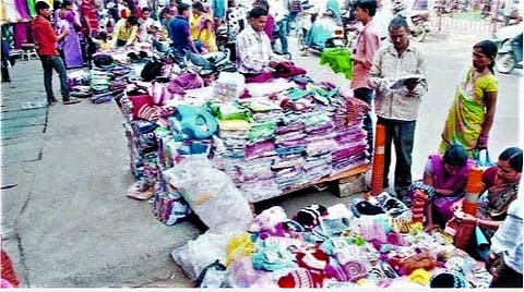 தெருவோர வியாபாரிகளுக்கு ரூ.1000 நிவாரணத் தொகை; இதுவரை கிடைக்காதவர்கள் பதிவு செய்யலாம்: சென்னை மாநகராட்சி அறிவிப்பு