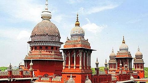 பழநி தண்டாயுதபாணி சுவாமி கோயில் தூய்மை பணி டெண்டர் ரத்து; இந்து கோயில்கள் யாரிடம் இருக்க வேண்டும்?- தமிழக அரசுக்கு உயர் நீதிமன்றம் அறிவுரை