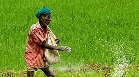 முறைகேடாக நிதி பெற்றவர்களிடம் இருந்து பணத்தை திரும்பப் பெற 100 நாள் வேலை தர முடிவு