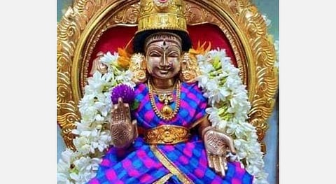 ரிஷப ராசி அன்பர்களே! அக்டோபர் மாத பலன்கள்; அவசரம் வேண்டாம்; எதிரியும் நண்பராவார்; திடீர் செலவு; உதவுவதில் கவனம் தேவை! 