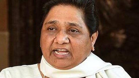 யோகி ஆதித்யநாத் ஆட்சியில் மக்கள் பயந்து போயிருக்கிறார்கள்; பாதிக்கப்பட்ட பெண் குடும்பத்தினரை மேஜிஸ்ட்ரேட் மிரட்டுவாரா? - மாயாவதி ஆவேசம்