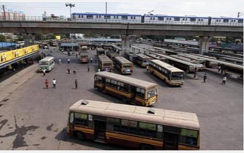 மாநகர பேருந்துகளில் கூட்ட நெரிசல்: கூடுதல் பேருந்துகள் இயக்க வலியுறுத்தல்