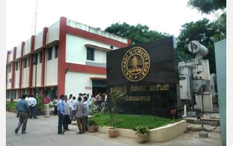 மின் கணக்கீட்டில் முறைகேட்டை தடுக்க மாதம்தோறும் 2,500 மின் இணைப்பை ஆய்வு செய்ய உத்தரவு