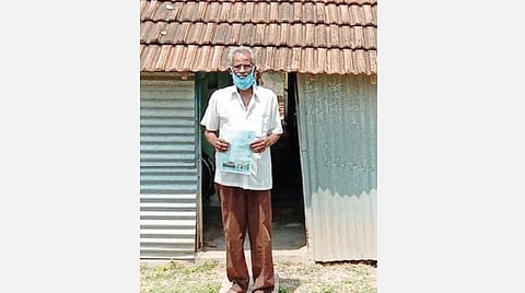 கட்டப்படாத வீட்டுக்கு மத்திய அரசின் வாழ்த்து கடிதம்: குழப்பத்தில் அரியலூர் கூலித் தொழிலாளி குடும்பத்தினர்