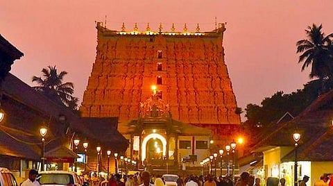 10 அர்ச்சகர்களுக்கு கரோனா தொற்று: பத்மநாபசாமி கோயிலில் தரிசனம் ரத்து