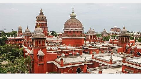 கோயிலுக்குச் சொந்தமான 177 ஏக்கர் நிலத்தை மீட்கக் கோரி பொதுநல வழக்கு: அரசு பதிலளிக்க உயர் நீதிமன்றம் உத்தரவு 