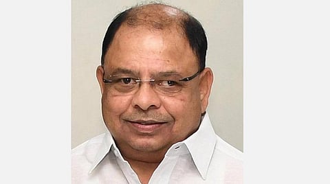 கரோனாவால் பாதிக்கப்பட்ட அமமுக பொருளாளர் வெற்றிவேலுக்கு தீவிர சிகிச்சை