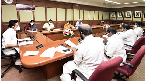 திமுக தேர்தல் அறிக்கை தயாரிக்கும் குழுவின் முதல் கூட்டம்: ஸ்டாலின் தலைமையில் தொடங்கியது