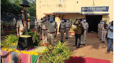 மதுரை விமான நிலையப் பாதுகாப்புப் படை முகாமில் உயிர்நீத்த வீரர்களுக்கு வீர வணக்கம்