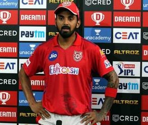 கிங்ஸ் லெவன் பஞ்சாப் அணியின் கேப்டன் கே.எல்.ராகுல்: படம் உதவி |ட்விட்டர்.