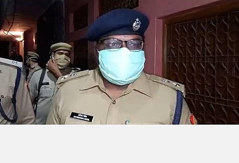 உ.பி. கிராமத்தில் மீண்டும் துணிகரம்: 16 வயது சிறுமியை வீடு புகுந்து சுட்டுக் கொன்ற சமூக விரோதிகள்