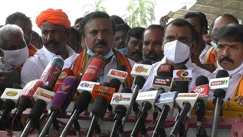 அறவழியில் போராட வந்தவர்களைக் கைது செய்வதா?- தமிழக அரசுக்கு பாஜக தலைவர் எல்.முருகன் கண்டனம்