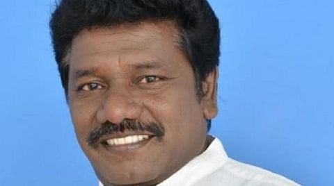 யாராக இருந்தாலும் மக்கள் மனதை புண்படுத்தும் வகையில் பேசக்கூடாது: கருனாஸ் எம்எல்ஏ பேட்டி